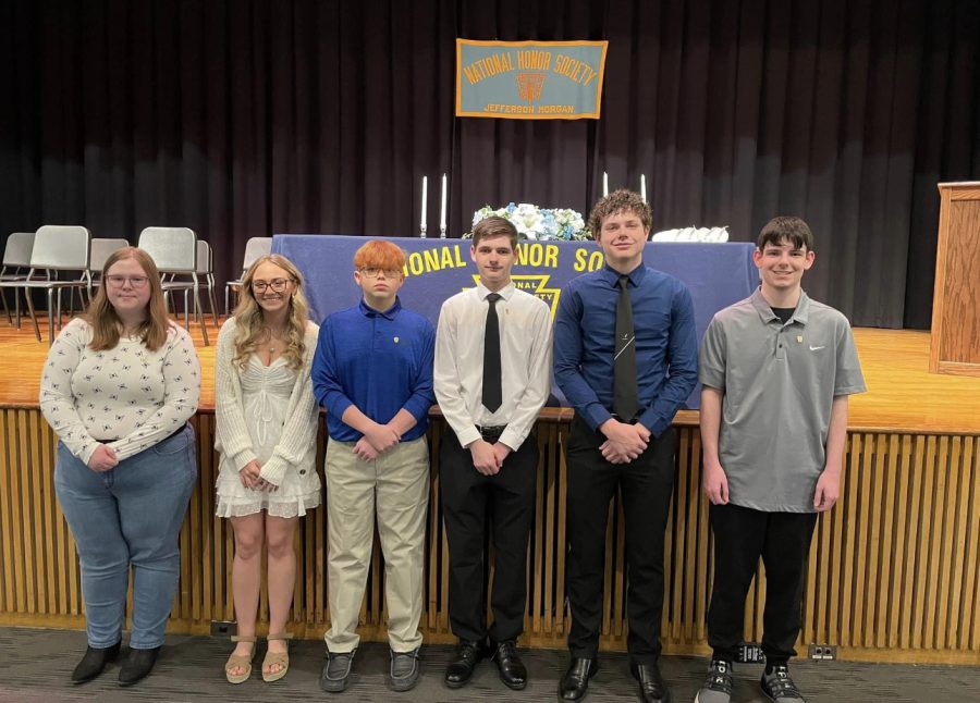 NHS Welcomes New Inductees